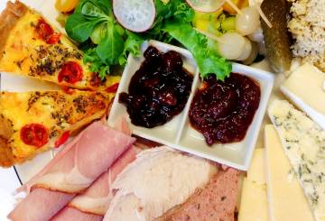 Dinner Menu Dining at Chough's Nest Hotel in Lynton