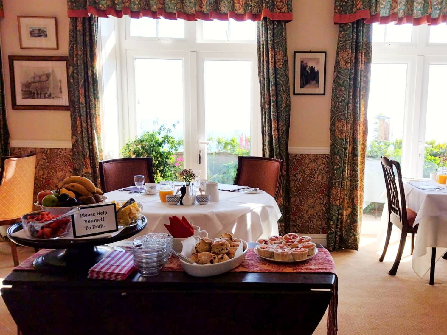 Breakfast at Chough's Nest Hotel