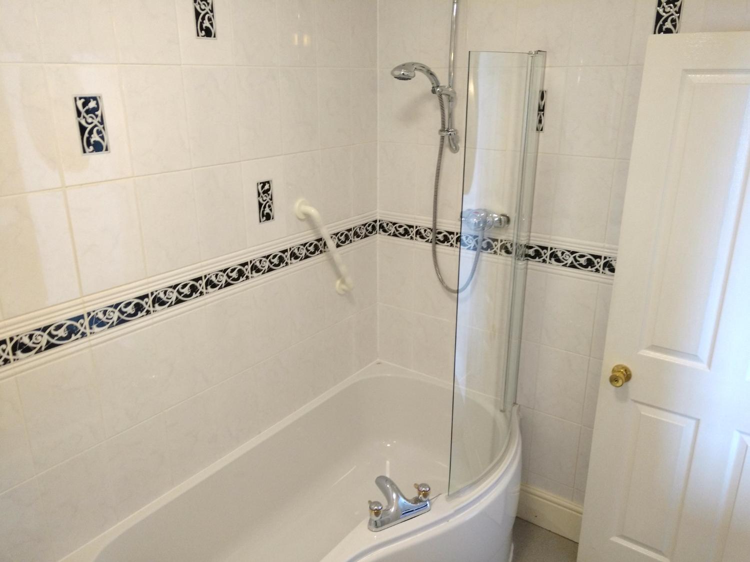 Bathroom in the Four Poster Nest Bedroom
